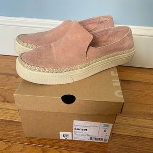 Toms Size 8 suede slip ons